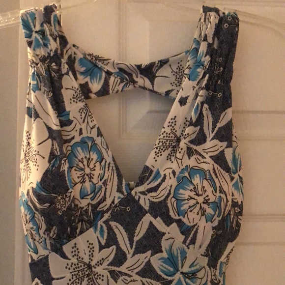 Jumpsuit - Picture 2 of 6